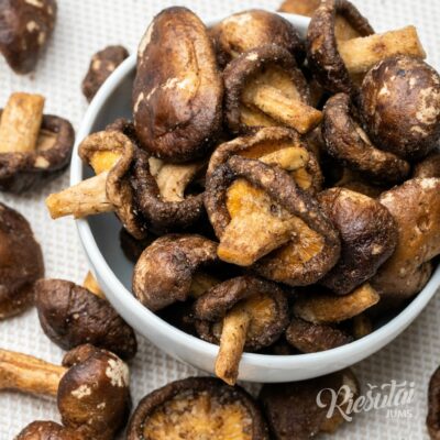 Šitake grybų traškučiai, virti vakuume žemoje temperatūroje, 300 g