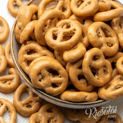 Riestainiai sūriame karameliniame šokolade, 1 kg