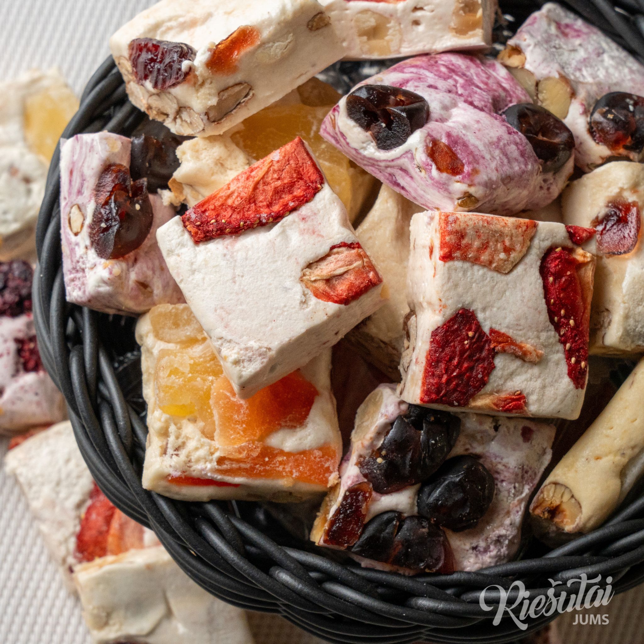 Nugos asorti „Uogų šėlsmas“, 500 g