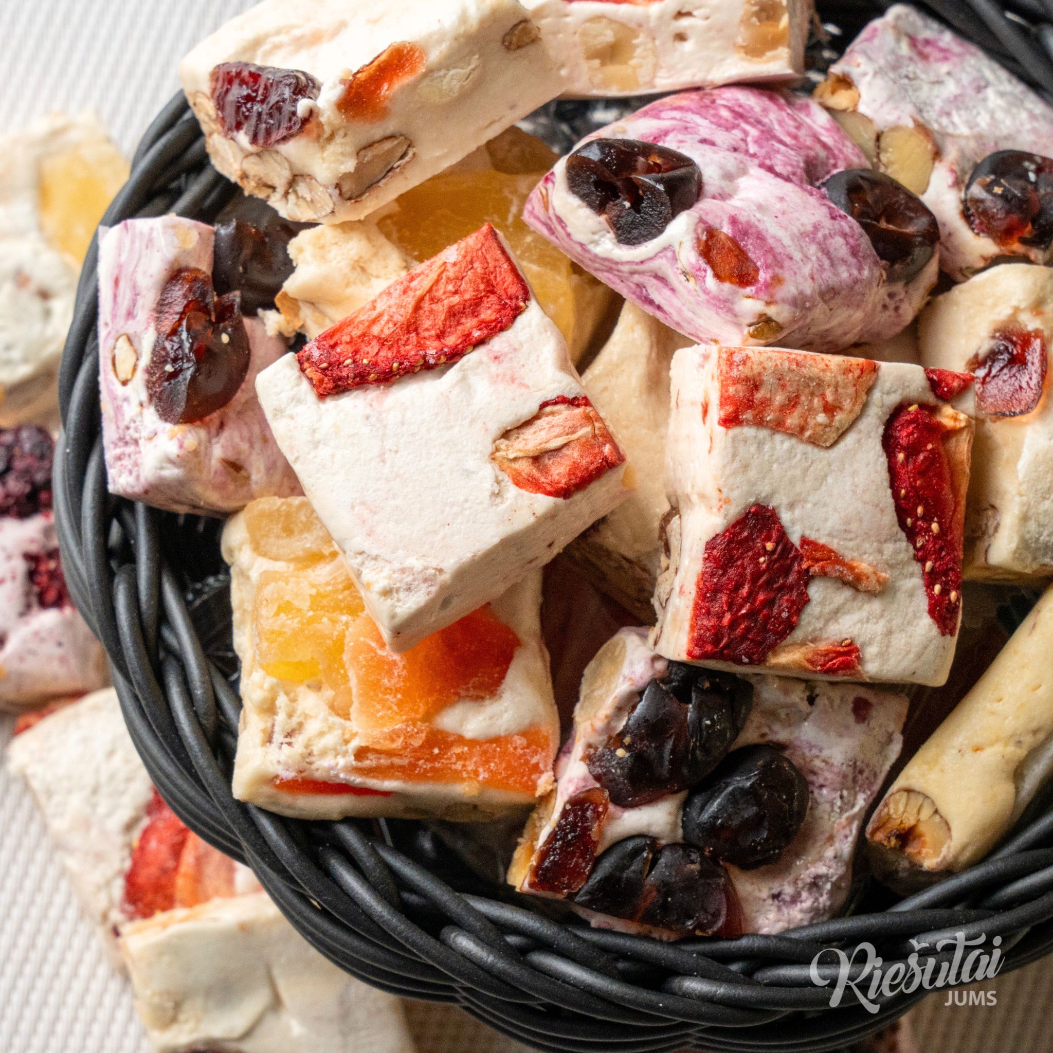 „QUARANTA“ nugos asorti „Uogų šėlsmas“, 500 g